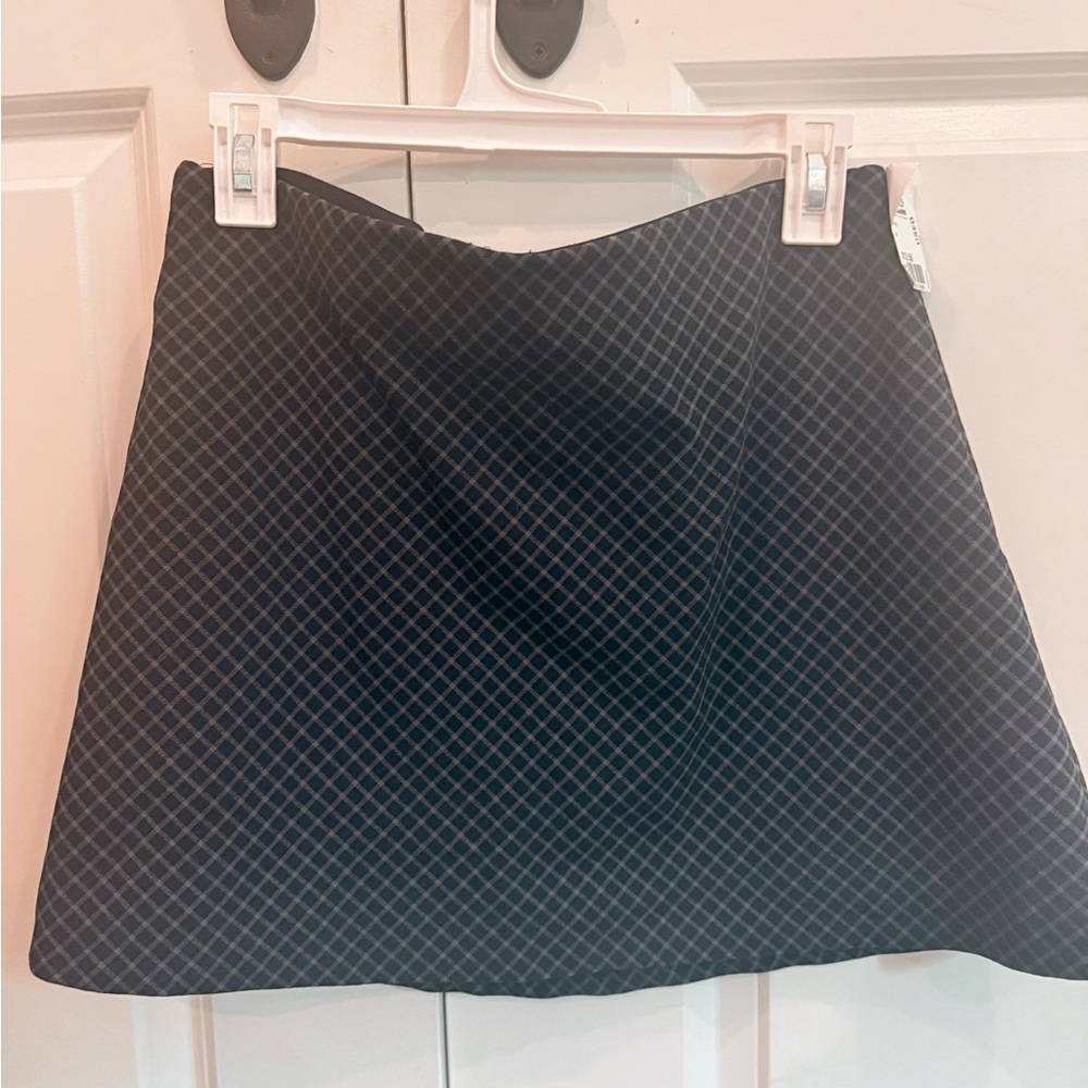 Aeropostale Black Subtle Plaid Skirt with Shorts